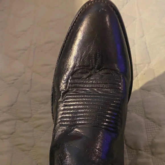 Dan Post Western Boots size 9 like new worn once